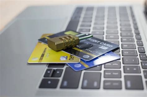 credit card fraud online gambling.